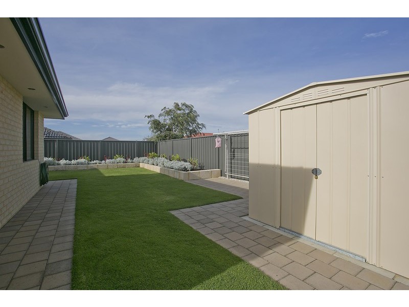 9 Girramay Road, Banksia Grove WA 6031