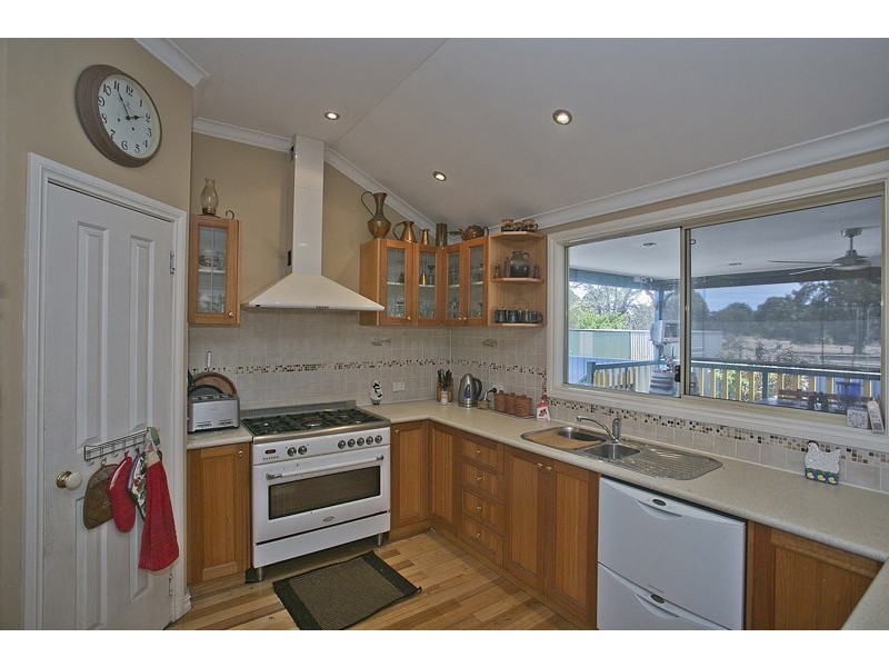 75 Bingham Road, Bullsbrook WA 6084