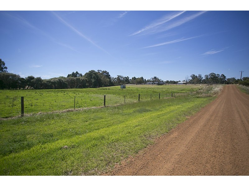 75 Bingham Road, Bullsbrook WA 6084