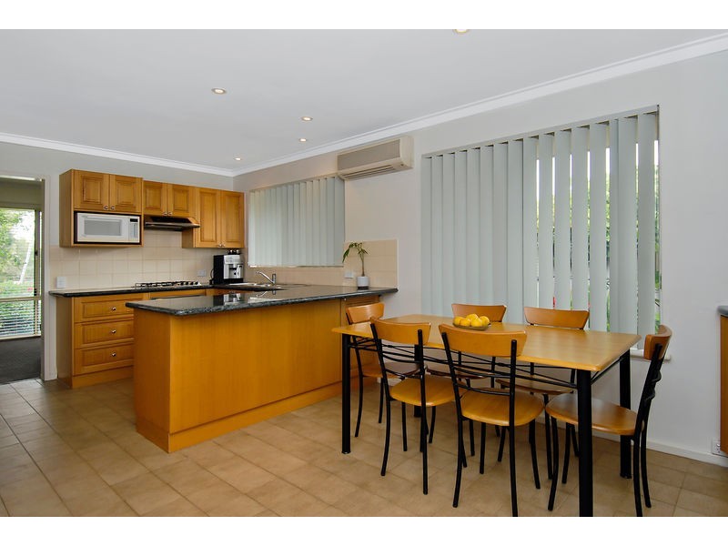 7 Meharry Road, Hillarys WA 6025