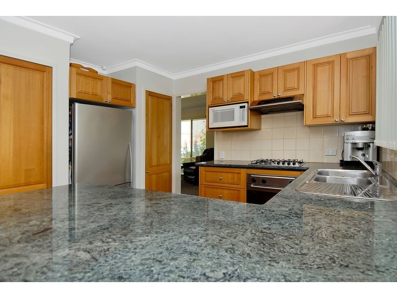 7 Meharry Road, Hillarys WA 6025