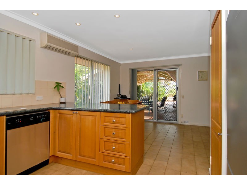 7 Meharry Road, Hillarys WA 6025