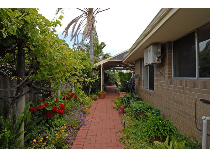 7 Meharry Road, Hillarys WA 6025