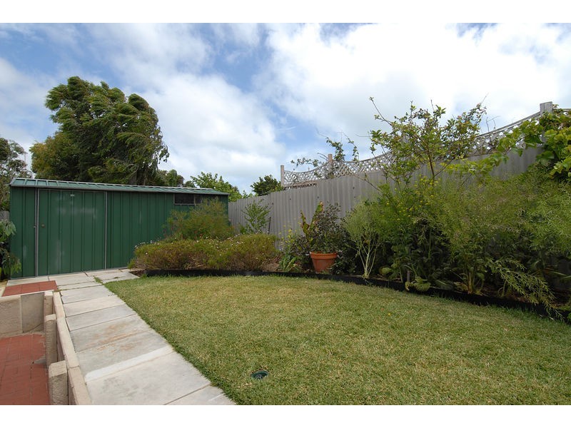 7 Meharry Road, Hillarys WA 6025