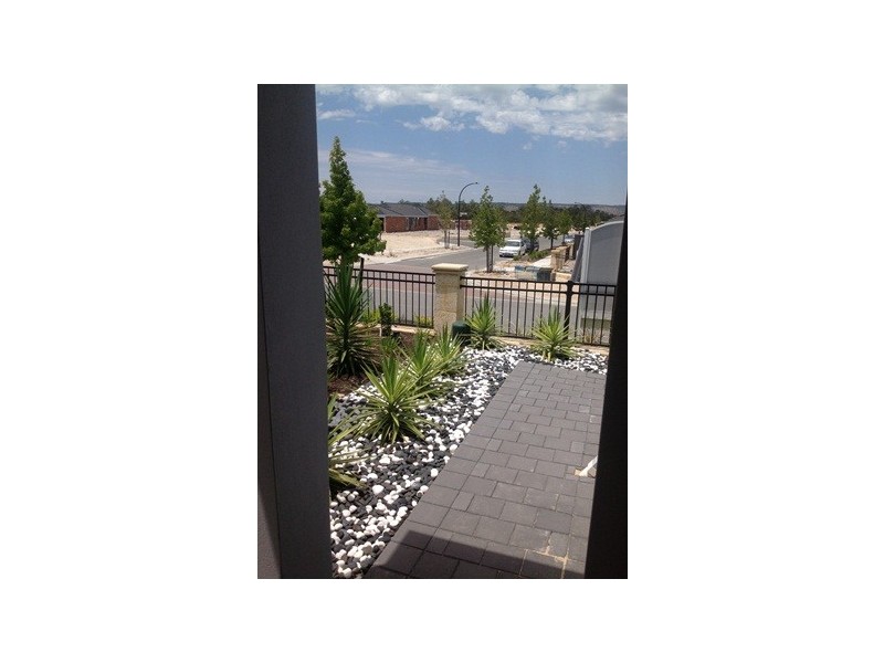 7 Cochrane Loop, Aveley WA 6069