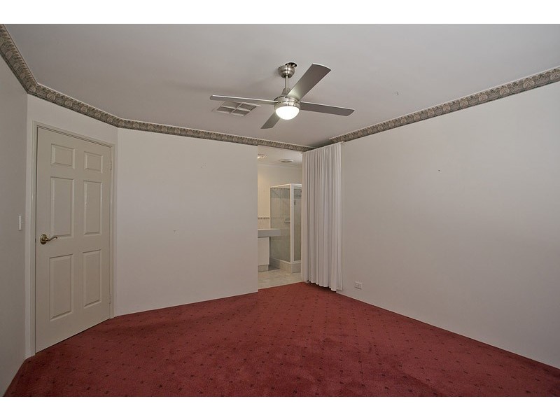 3 Gutha Retreat, Hocking WA 6065