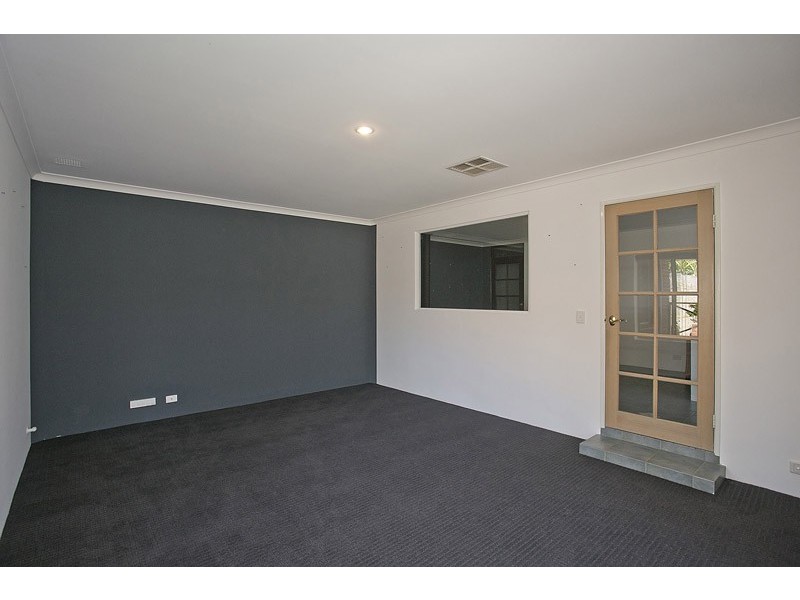 3 Gutha Retreat, Hocking WA 6065