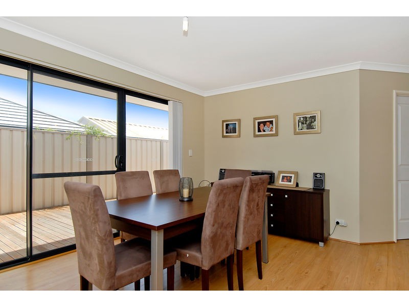 12 San Teodoro Ave, Sinagra WA 6065