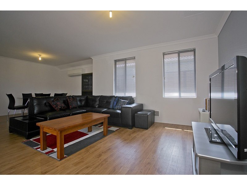 54 Stockholm Road, Wanneroo WA 6065