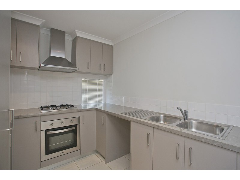 15/18 Oligantha Elbow, Banksia Grove WA 6031