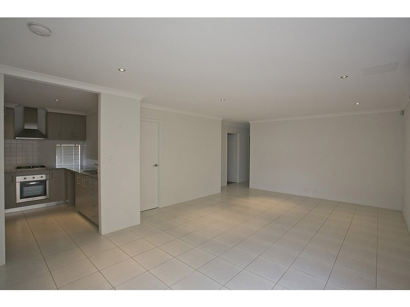 15/18 Oligantha Elbow, Banksia Grove WA 6031