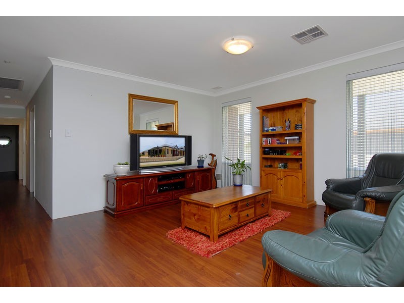 15 Carosa Road, Tapping WA 6065