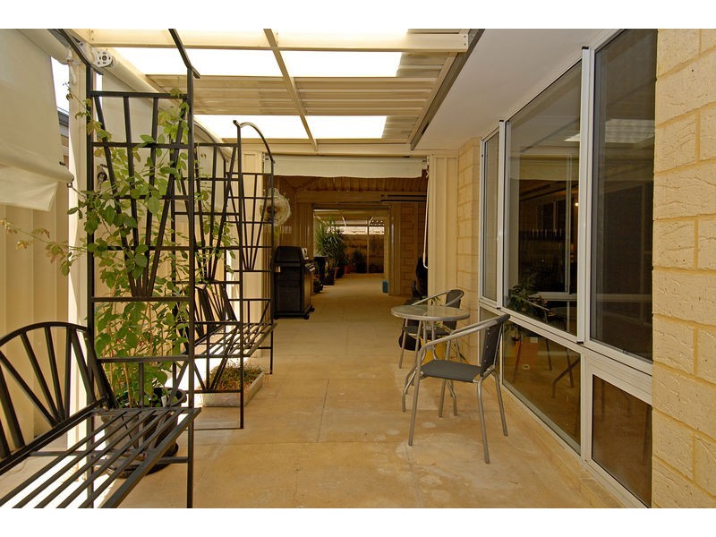 15 Carosa Road, Tapping WA 6065