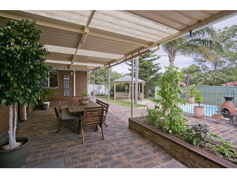 39 Belgrade Road, Wanneroo WA 6065