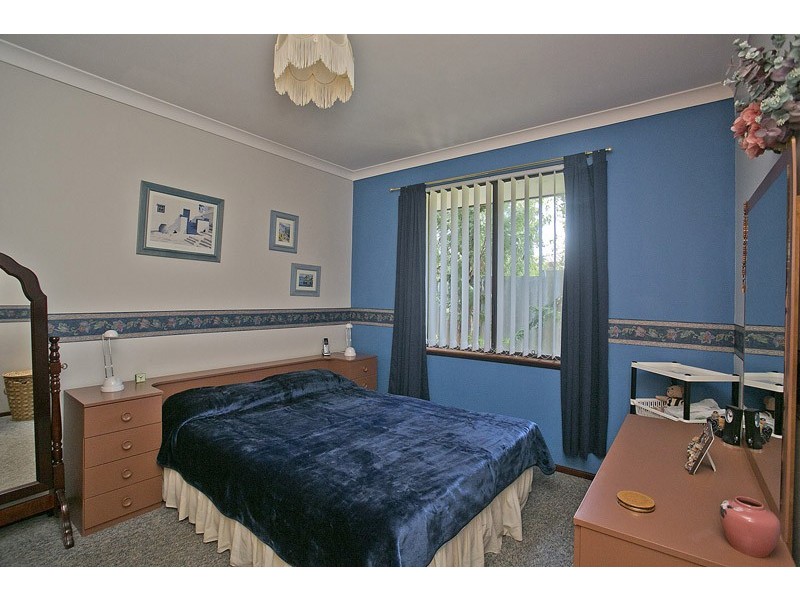 27 Turnatt Way, Wanneroo WA 6065