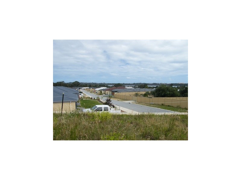 14 Floresta Street, Sinagra WA 6065