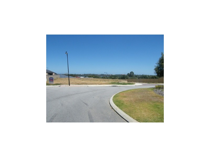 14 Floresta Street, Sinagra WA 6065