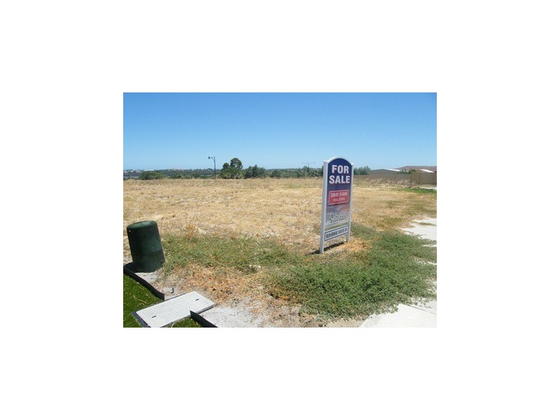 14 Floresta Street, Sinagra WA 6065