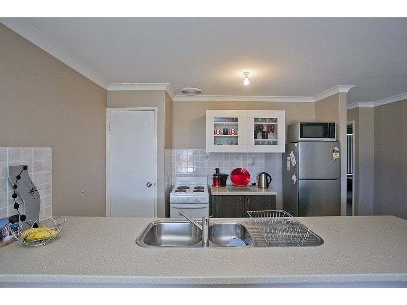 29 Grandis Blvd, Banksia Grove WA 6031