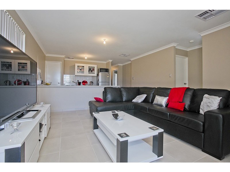 29 Grandis Blvd, Banksia Grove WA 6031