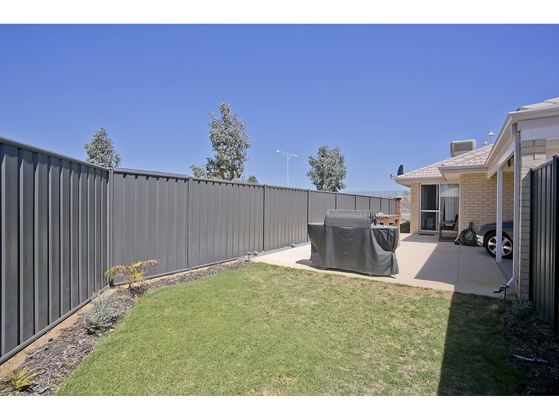 29 Grandis Blvd, Banksia Grove WA 6031