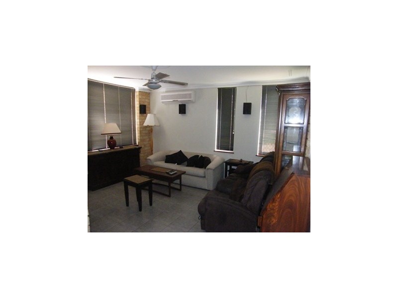 20 Clarkside Court, Wanneroo WA 6065