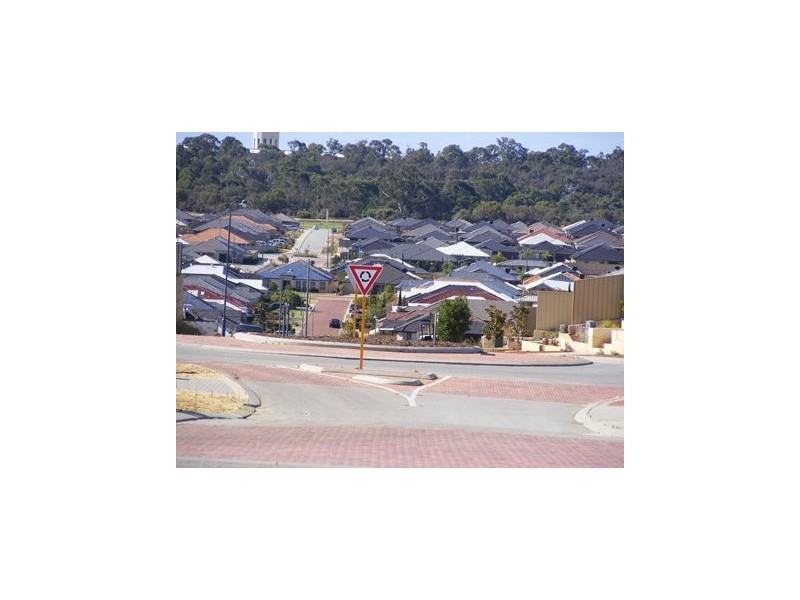 81 Toledo Drive, Hocking WA 6065