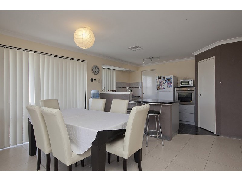 11 Condro Bend, Sinagra WA 6065