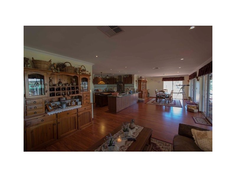 6 Ballad Crescent, Bullsbrook WA 6084