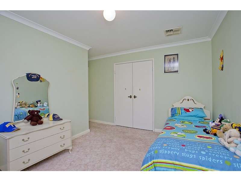 14 Penshurst Street, Marangaroo WA 6064