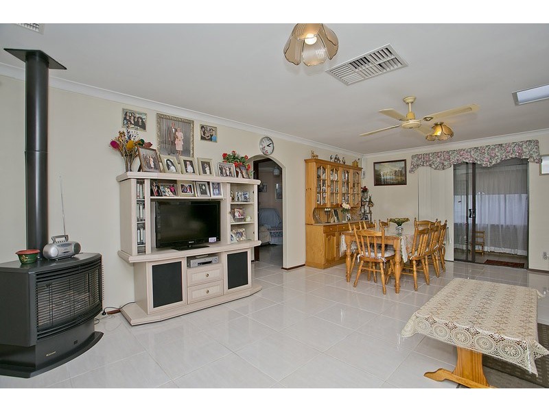 6 Wonyill Street, Wanneroo WA 6065