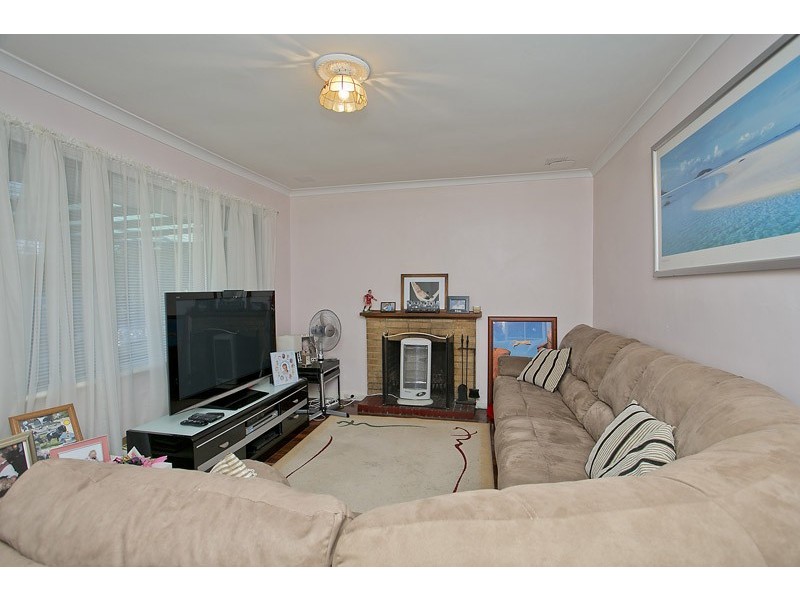 24 North Ave, Bullsbrook WA 6084