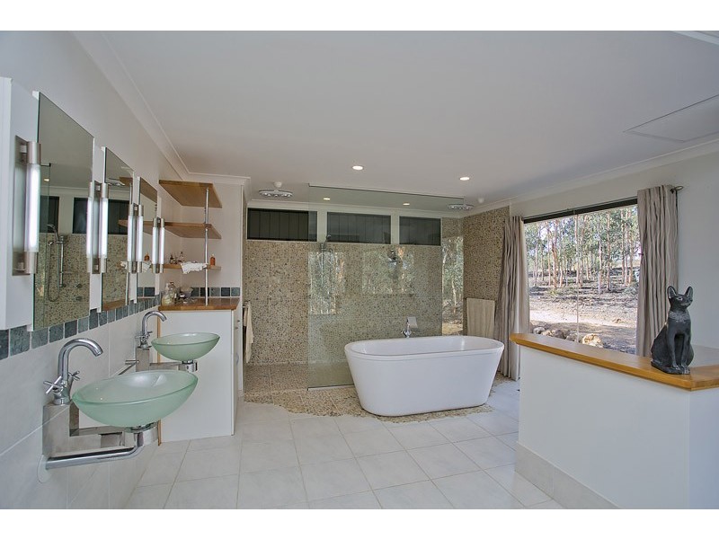 42 Raymond Court, Clackline WA 6564