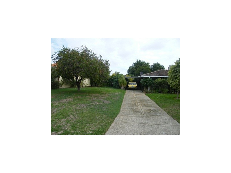 17 Taywood Drive, Wanneroo WA 6065