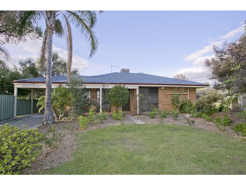 18 Barra Place, Wanneroo WA 6065
