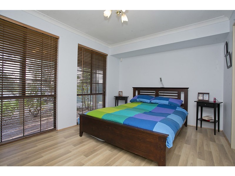 18 Barra Place, Wanneroo WA 6065