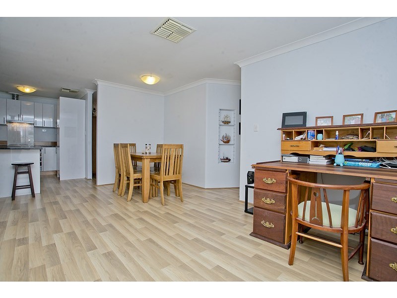 18 Barra Place, Wanneroo WA 6065