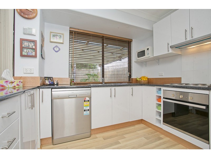 18 Barra Place, Wanneroo WA 6065