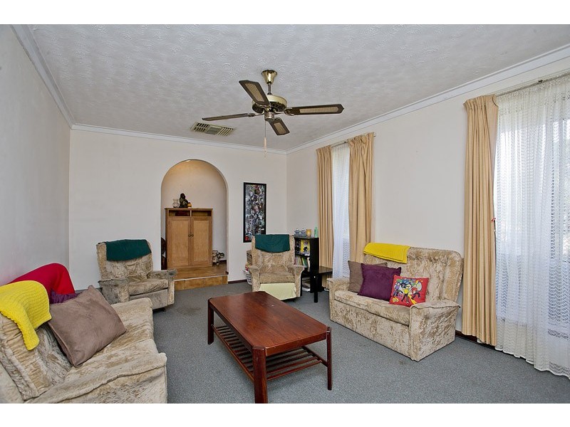 10 Nannatee Way, Wanneroo WA 6065