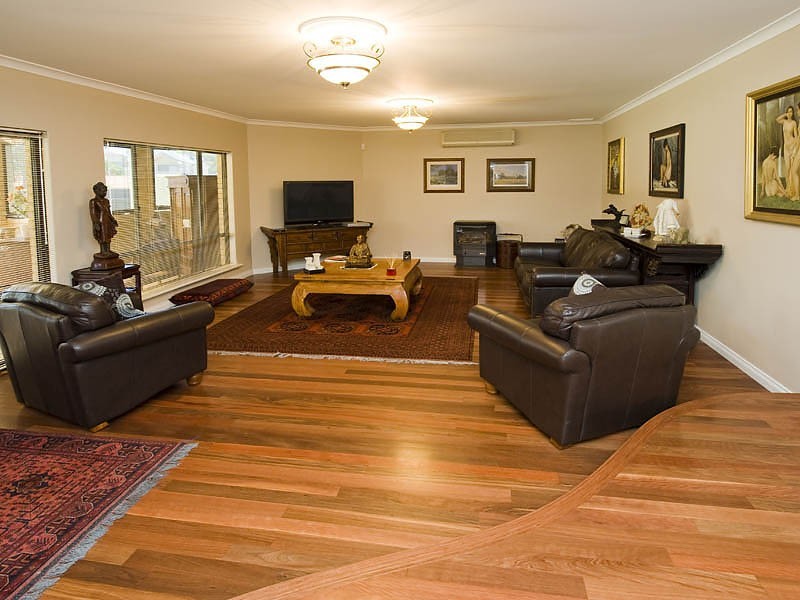 5 Rose Bay Court, Kallaroo WA 6025