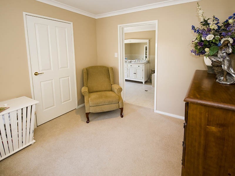 5 Rose Bay Court, Kallaroo WA 6025