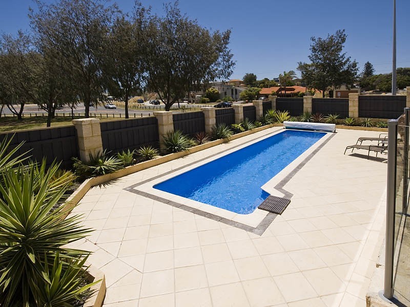 5 Rose Bay Court, Kallaroo WA 6025