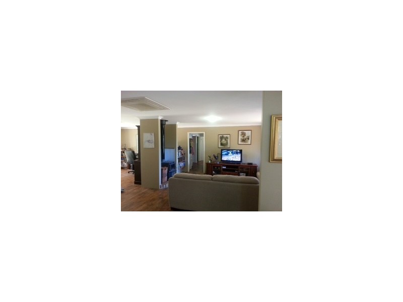 328 Powderbark Road, Lower Chittering WA 6084