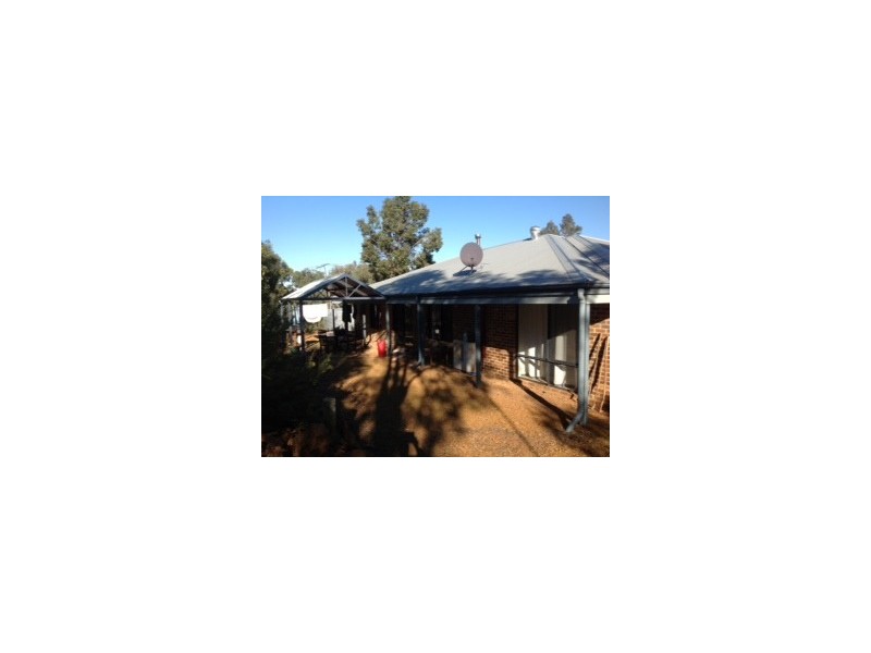 328 Powderbark Road, Lower Chittering WA 6084
