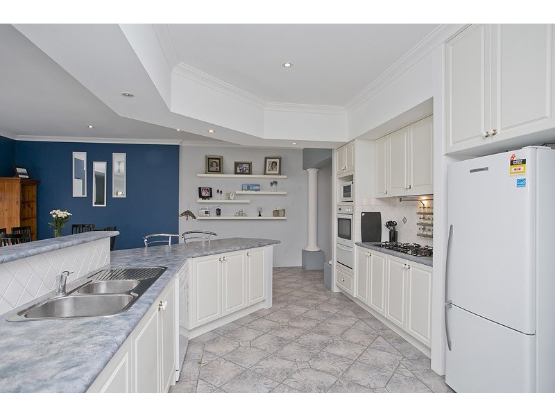 39 Staunton Vale, Carramar WA 6031