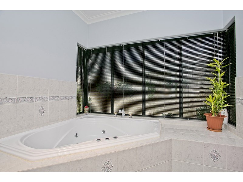 39 Staunton Vale, Carramar WA 6031