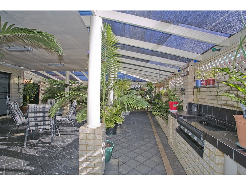 39 Staunton Vale, Carramar WA 6031