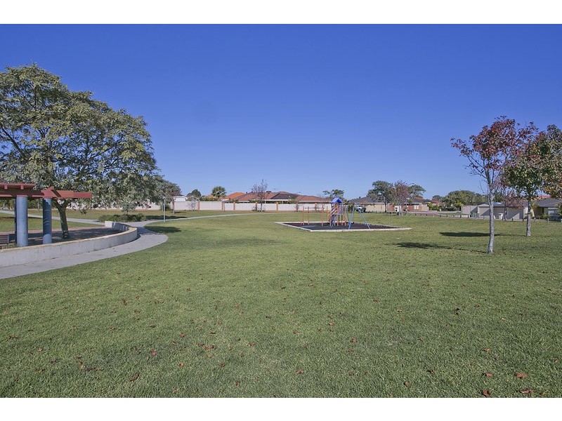 39 Staunton Vale, Carramar WA 6031