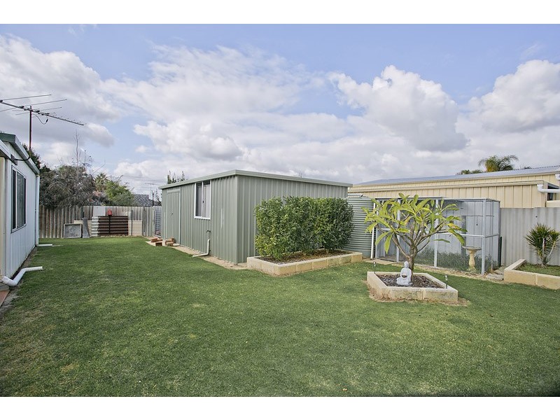 98 Dundebar Road, Wanneroo WA 6065