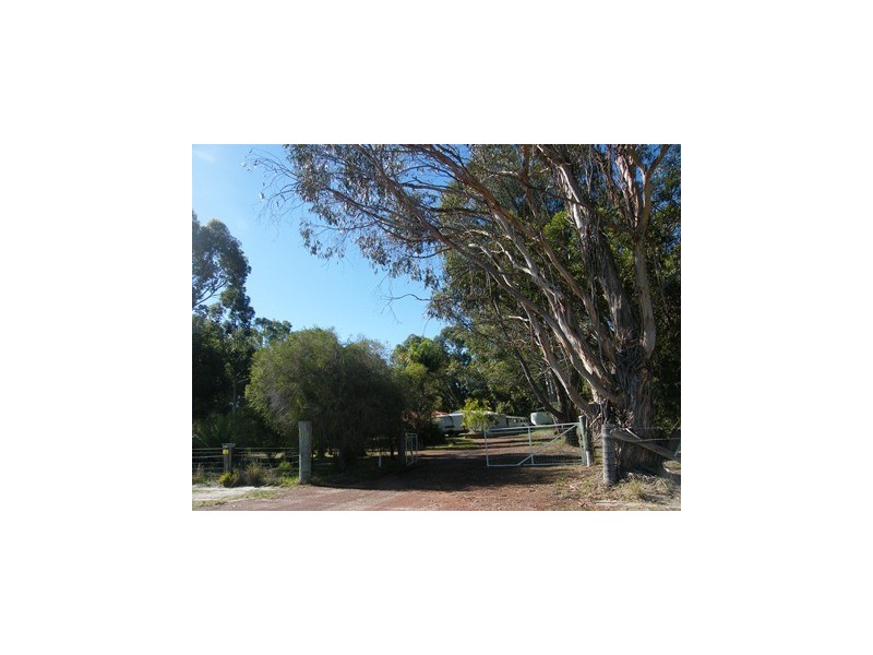 31 Timely Hostess Mews, Mariginiup WA 6065